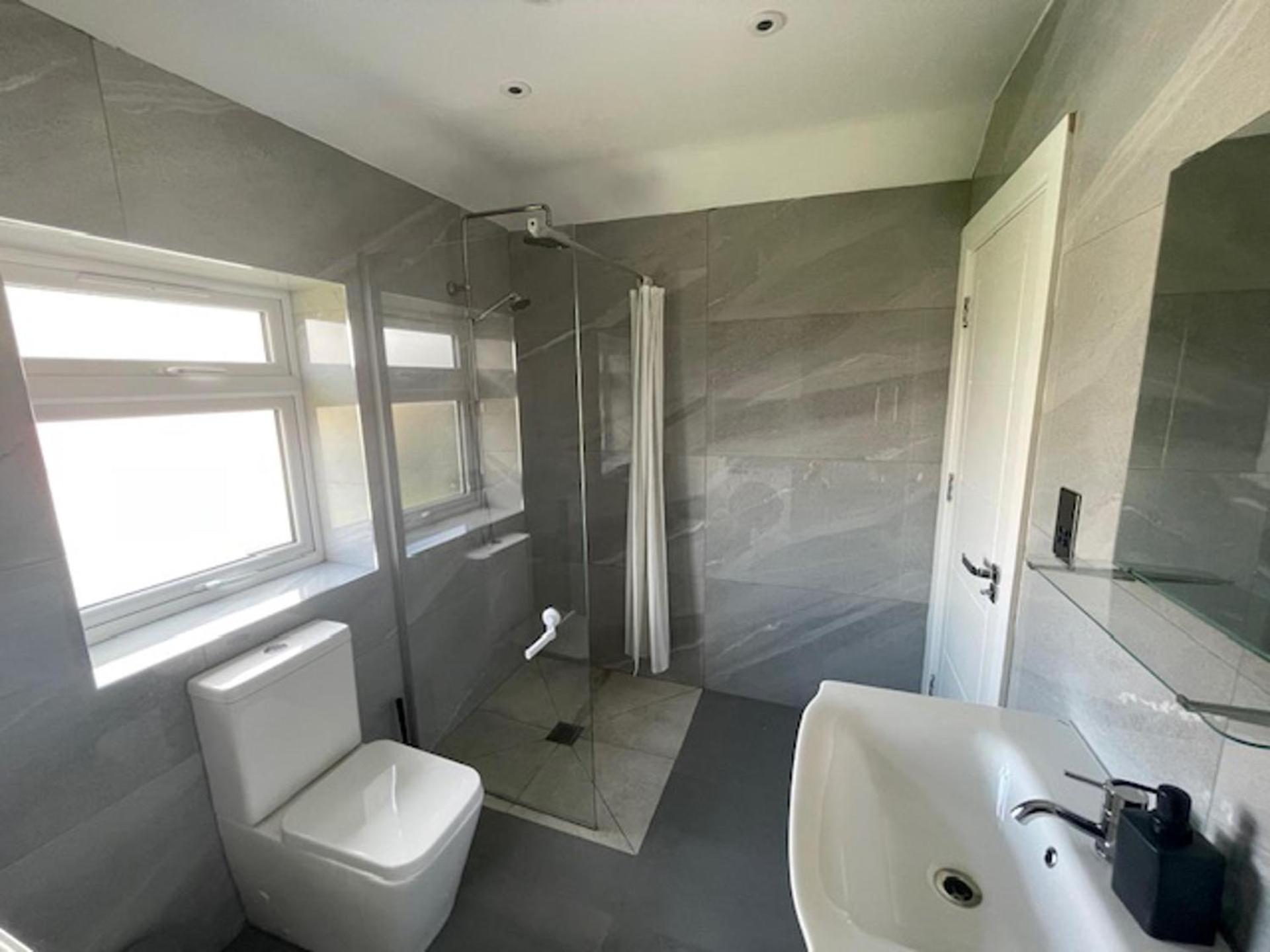 1bedhouse- London-sleeps 4- Close To Attractions Holiday home London